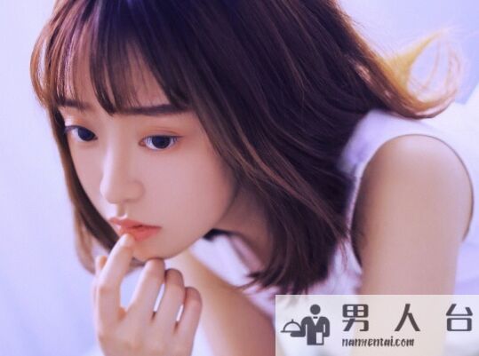 热线女孩 爱上你别逃,那个热线女孩就是你