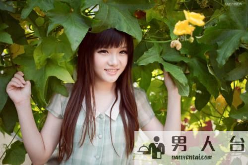 隔壁的女孩，让我深夜去她的卧室彻夜狂欢